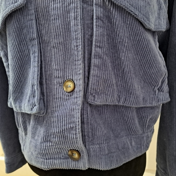 Corduroy Jacket With Large Flap Pockets Size S - Picture 5 of 8
